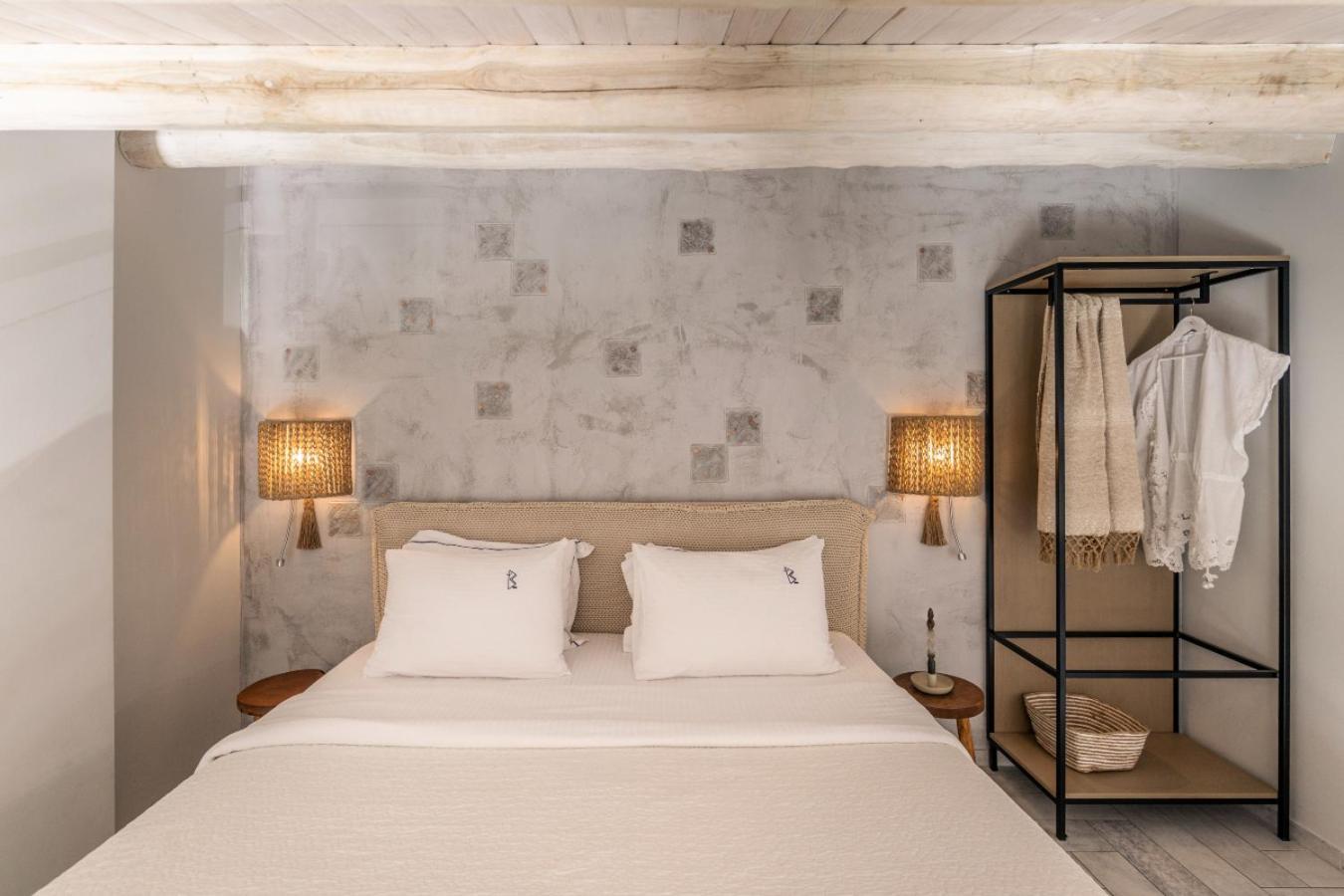 Blue Carpet Luxury Suites Pefkochori Exterior foto